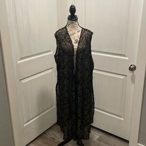 LuLa Roe Joy Black and Gold Sleeveless Cardigan